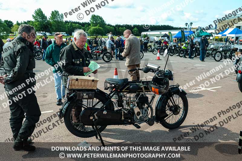 Vintage motorcycle club;eventdigitalimages;no limits trackdays;peter wileman photography;vintage motocycles;vmcc banbury run photographs